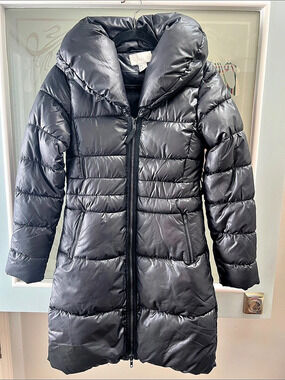H&M Women's Black Puffer Coat Size 4